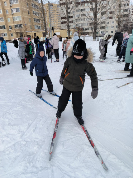 Орлята России 1 А класса сегодня открыли лыжный сезон. Все получили богатейший заряд энергии!.