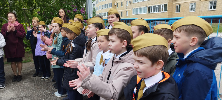 В школе прошло торжественное мероприятие по открытию «Сада памяти».