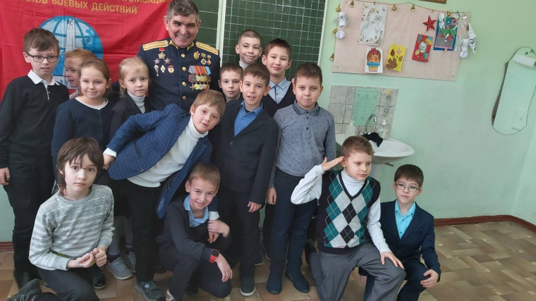 Встреча с ветеранами вооруженных сил РФ.